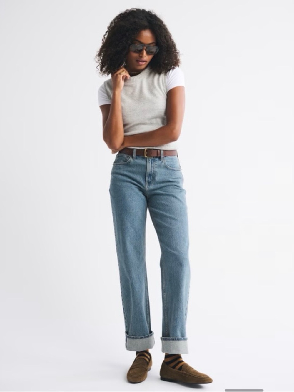 Abercrombie Curve Love High Rise 90s Relaxed Jean 29/8S Short Distressed